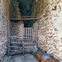 In de stokoude kleine dorpen kom je tafereeltjes tegen.