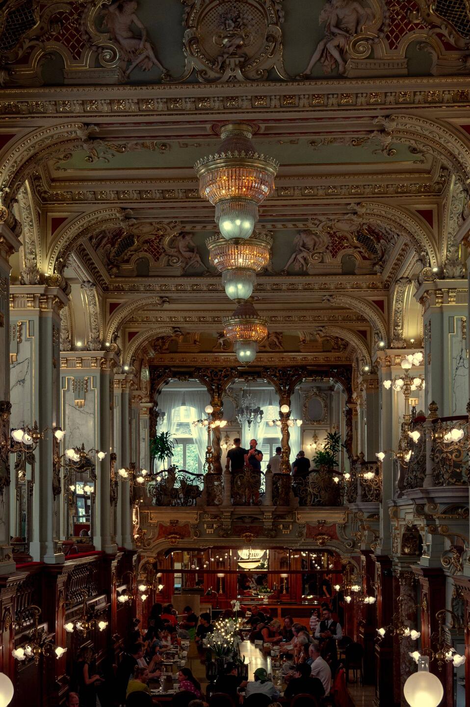 Innenraum des New York Café Budapest