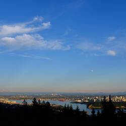 Hello Vancouver, Mt. Baker & 🌔