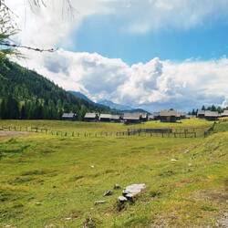 ... zur idyllischen Egger Alm ...