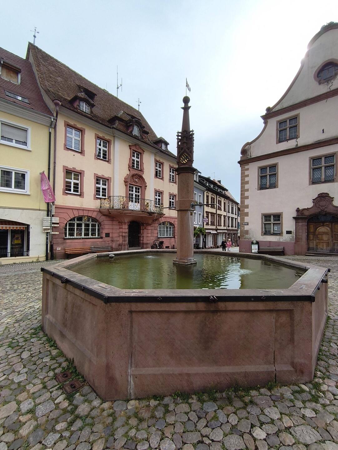 Der Rathaus Brunnen