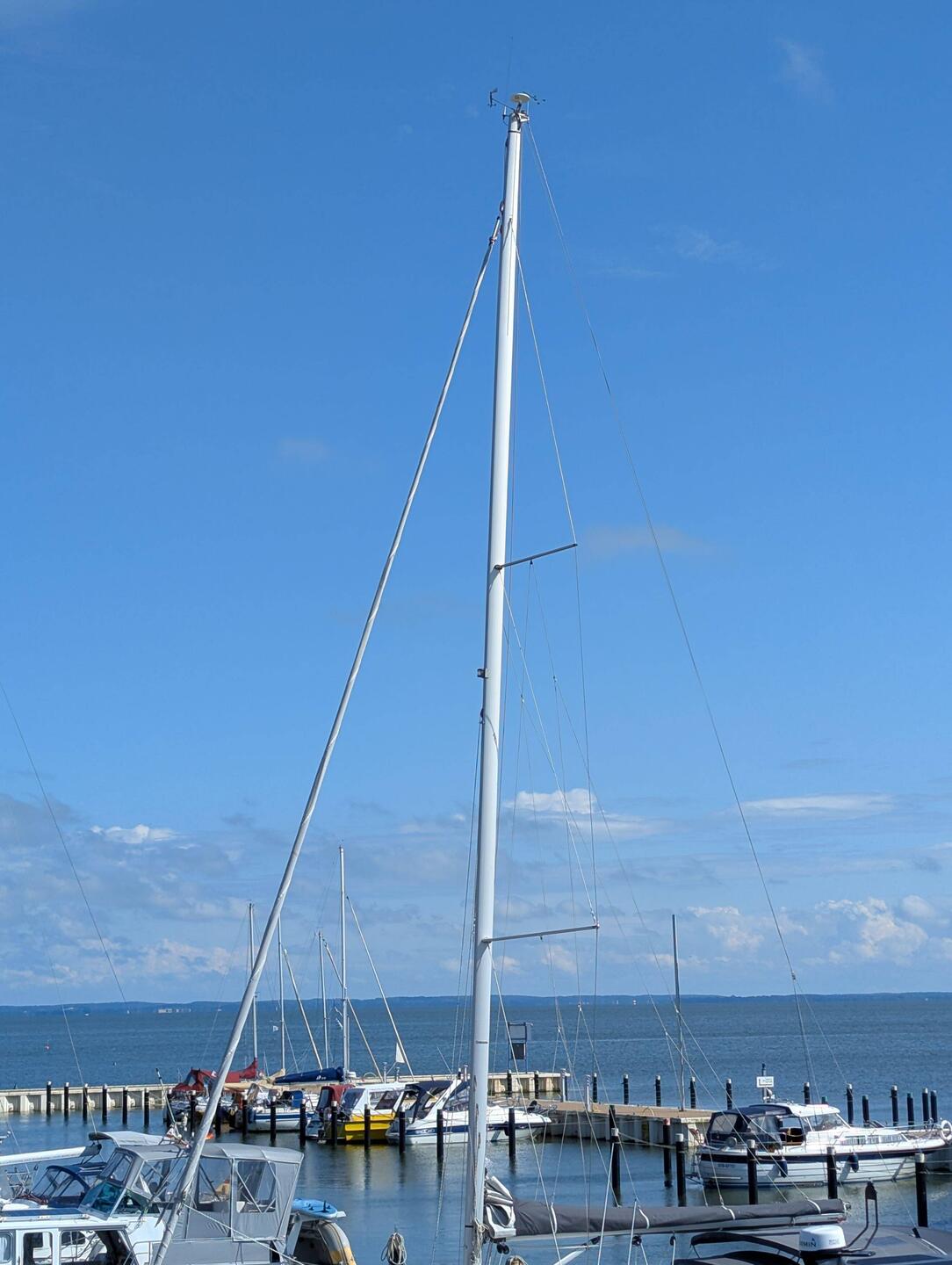 Dahinten steht der Weggefährte 🛥️❤️