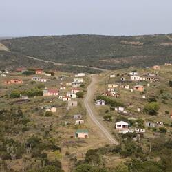 Die Gegend bleibt im großen und ganzen ärmlich