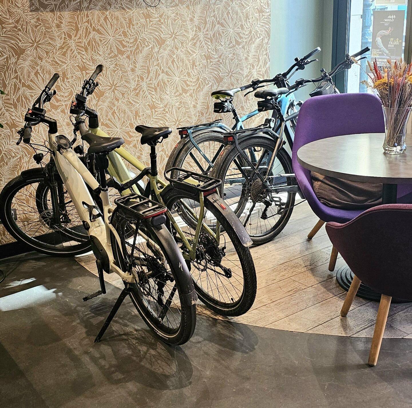 Perfekter Parkplatz in der Hotellobby😎