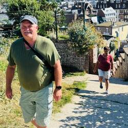 350 Treppen von der Promenade zur Kapelle