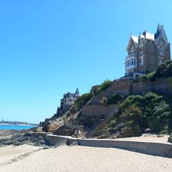 Dinard.
