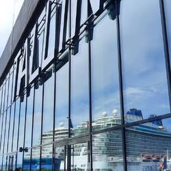 Visitenkarte am Meer = der Hafen