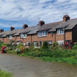 Memorable cottages on the way into Chester