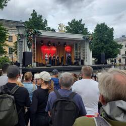 The vocal group "Calla", NFI, entertained the crowd on the Esplanade