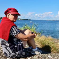 Uns ist es bei 18 Grad Wasser- und 20 Grad Lufttemperatur bei kräftigen Nordwind zu kalt zum Baden.