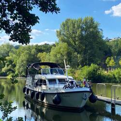 Ein Liegeplatz im Grünen: Liverdun