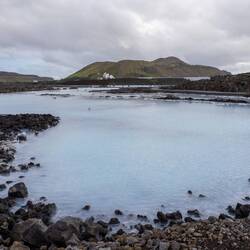 Kleiner Pool vor der Blauen Lagune