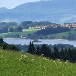 Im Hintergrund der Rottachsee