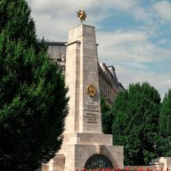 Szovjet hősi emlékmű | sowjetisches Kriegsdenkmal