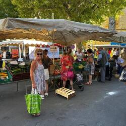 Forgot her french basket so waitrose bag had to do!