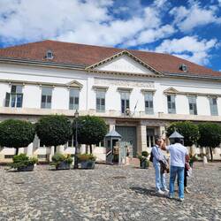 Palace is official home and workspace of the Pres. of Hungary since 2003