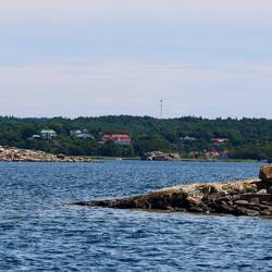 Man wohnt auch am Wasser mit unverbaubarer Aussicht.