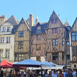 Der Place Plumereau ist der schönste Ort in Frankreich für einen Aperitif!