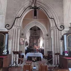 Église St. Martin aus dem 13. Jahrhundert