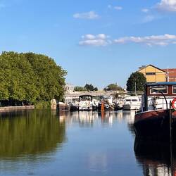 Unser Liegeplatz mit Blick auf das Hafenbecken Nancy