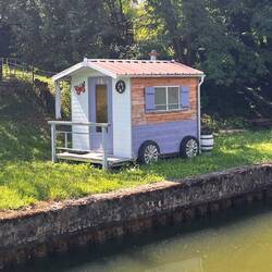 Schrebergarten am Rhein-Marne-Kanal