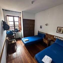 Tonight's lodging, Albergue de la Santa Cruz