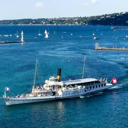 Italia ... one of the ferries that one can ride on Lake Geneva ... from La Grande Roue — Geneva.