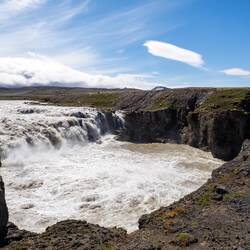Gýgiarfoss, nicht hoch aber ganz schön viel Wasser