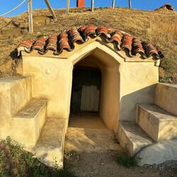 Bodegas in Maratinos