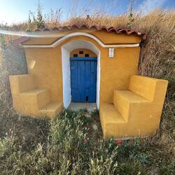 Bodegas in Maratinos