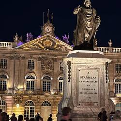 Stanislas, Duc de Lorraine, vor dem Hotel de Ville, dem Rathaus von Nancy