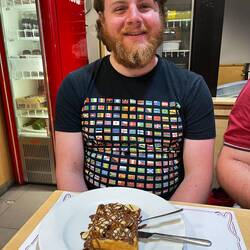 Más gofre con plátanos y chocolate