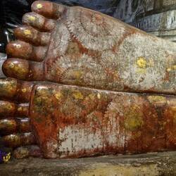 Buddas feet