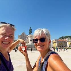 Listening to the city walk audio guide