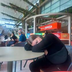 Müedigkeit het üs igholt, schlofendi Lisa Part 1😂😅