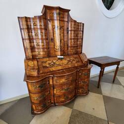 Desk: German Baroque style