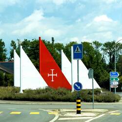 Another roundabout on Route Suisse ... in the Crans Municipality.