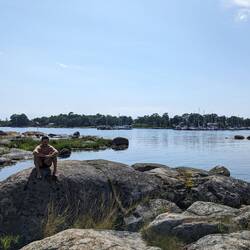 Auch König Triton ruht sich auf den Felsen aus 👸🏼 & genießt nochmals die Sonne in Schweden 😎