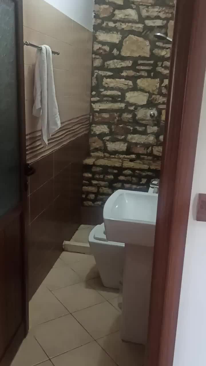 Gemütliches Zimmer mit Ausblick in Berat