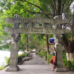 Et c'est parti pour la ballade autour du lac Shanhu bordé par de nombreux osmanthus
