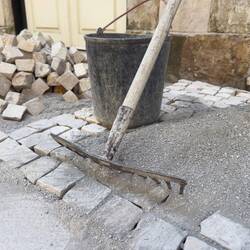 They still make these mosaic pavements...