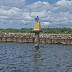 Bollards to mark our passage. Unhelpfully, many didn't display numbers.