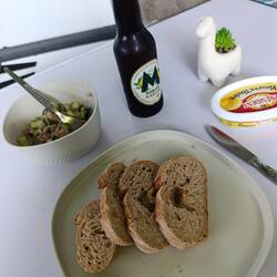 Das 🇪🇸ische Radler ist mehr als verdient nach dem Erlebnis von heute. 😮‍💨