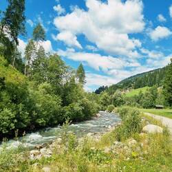 Auch eine schöne Flusswanderung kann entzücken...