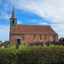 De kerk in Paesens.