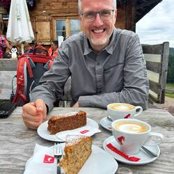 Schoko- und Nusskuchen, und nach der Hälfte wurde getauscht!