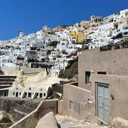 Also Oia