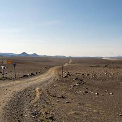 Und ab geht's auf die F905 Richtung Askja