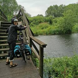 Manchmal muss man über die Kanäle schieben