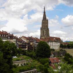 Bern Münster Cathedral and panorama terrace from Kirchenfeldbrücke — Old City.
